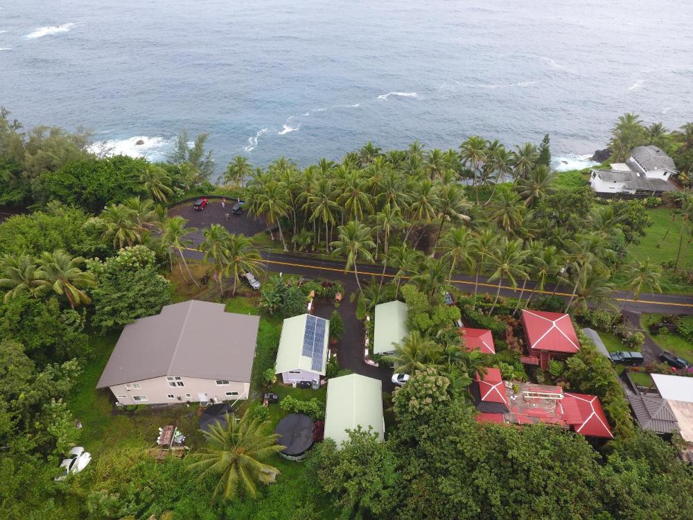 Oceanfront Cottage Near the Kalapana Lava Flows